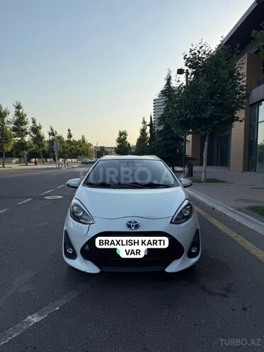 Toyota Aqua 2017, 128,000 km - 1.5 l - Bakı