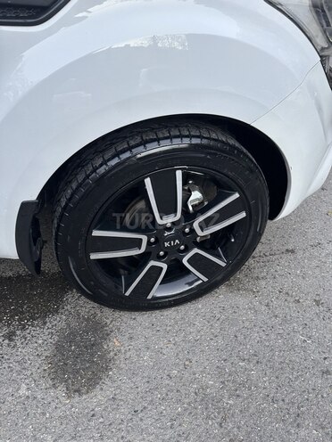 Kia Soul-16