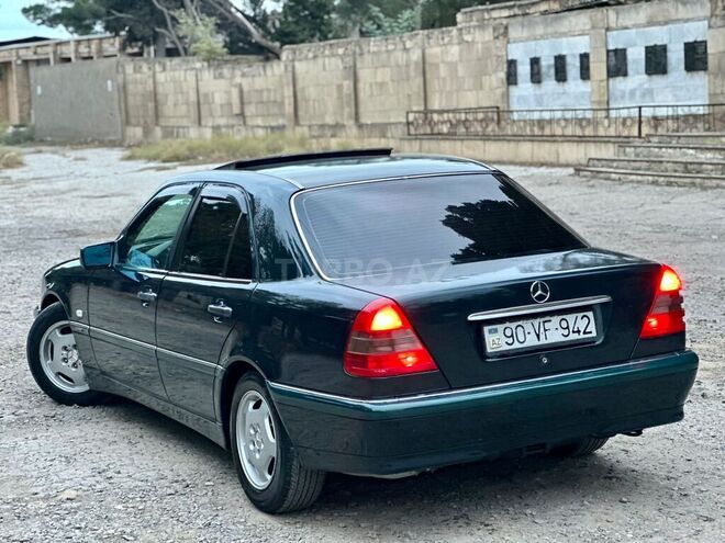 Mercedes C 280 1996, 324,000 km - 2.8 l - Sumqayıt