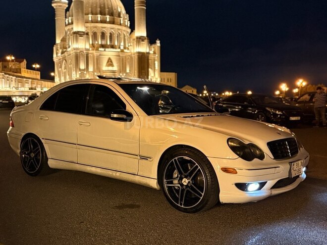 Mercedes C 230 2006, 290,000 km - 2.5 л - Bakı