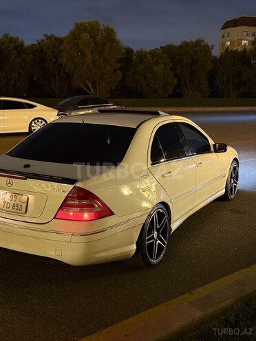 Mercedes C 230 2006, 290,000 km - 2.5 л - Bakı