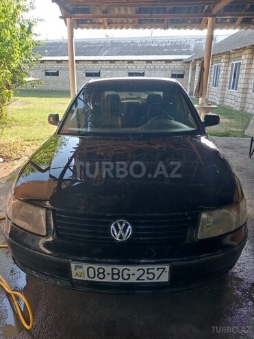 Volkswagen Passat 1998, 235,000 km - 1.8 l - Ağdaş