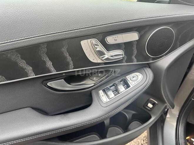 Mercedes GLC 200 4MATIC 2020, 28,000 km - 2.0 l - Bakı