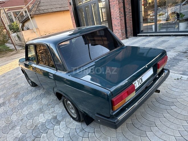 LADA (VAZ) 2107 2006, 150,000 km - 1.6 l - Salyan
