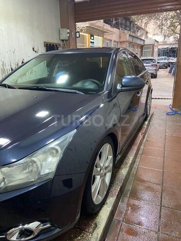 Chevrolet Cruze 2015, 321,869 km - 1.4 л - Bakı