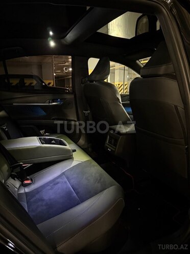 Toyota Camry 2024, 15,000 km - 2.0 l - Bakı