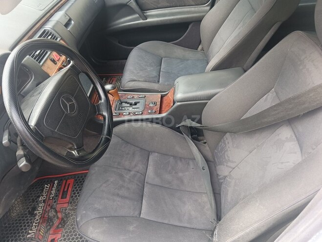 Mercedes E 200 1997, 680,000 km - 2.0 l - Bakı