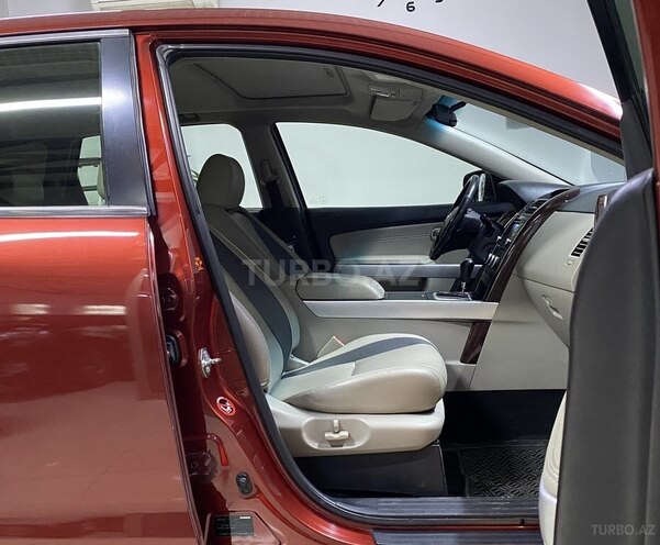 Mazda CX-9-16