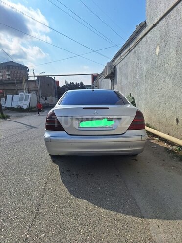 Mercedes E 270 2003, 470,001 km - 2.7 l - Bakı