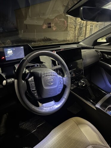 Toyota bZ4X 2023, 56,000 km - 0.0 l - Bakı
