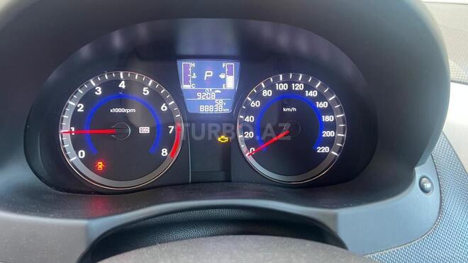Hyundai Accent 2015, 88,840 km - 1.4 л - Bakı