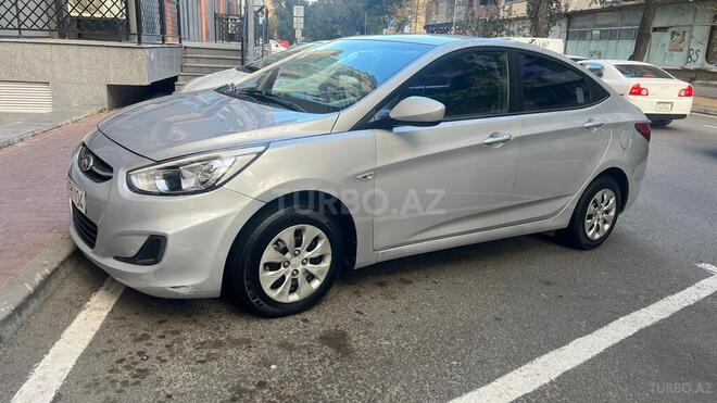 Hyundai Accent 2015, 88,840 km - 1.4 л - Bakı