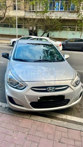 Hyundai Accent 2015, 88,840 km - 1.4 л - Bakı