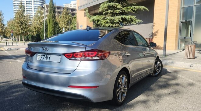 Hyundai Elantra 2016, 185,075 km - 2.0 л - Bakı