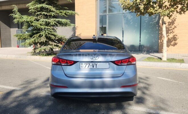 Hyundai Elantra 2016, 185,075 km - 2.0 л - Bakı