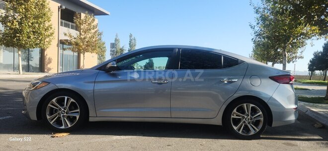 Hyundai Elantra 2016, 185,075 km - 2.0 л - Bakı