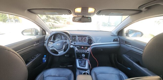 Hyundai Elantra 2016, 185,075 km - 2.0 л - Bakı