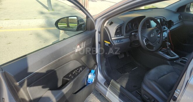 Hyundai Elantra 2016, 185,075 km - 2.0 л - Bakı