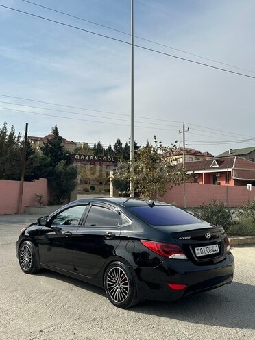 Hyundai Accent 2015, 130,000 km - 1.6 l - Bakı