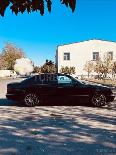 Mercedes E 320 2000, 342,274 km - 3.2 l - Kürdəmir