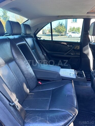 Mercedes E 320 2000, 342,274 km - 3.2 l - Kürdəmir