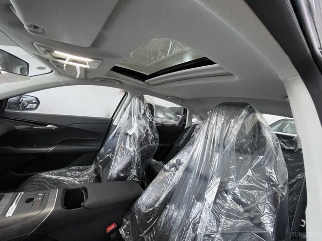 Changan Eado-6