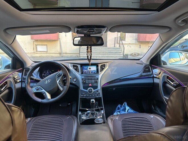 Hyundai Grandeur 2015, 212,000 km - 2.2 l - Bakı