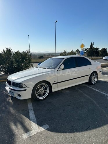 BMW 525 2001, 330,000 km - 2.5 l - Bakı