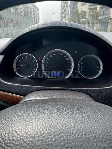 Hyundai Sonata 2009, 280,000 km - 2.4 l - Quba