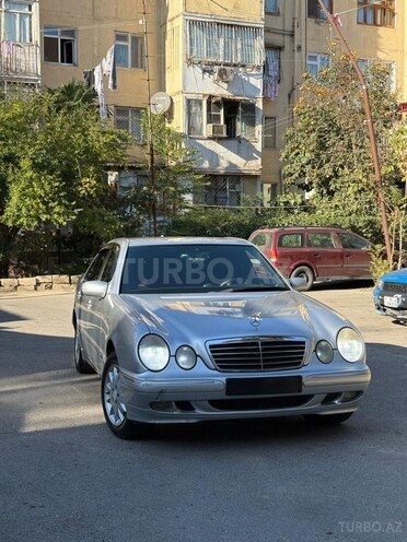 Mercedes E 240 2000, 270,000 km - 2.4 l - Bakı