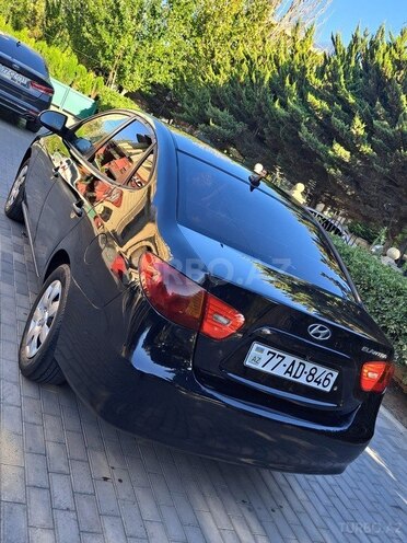 Hyundai Elantra-5