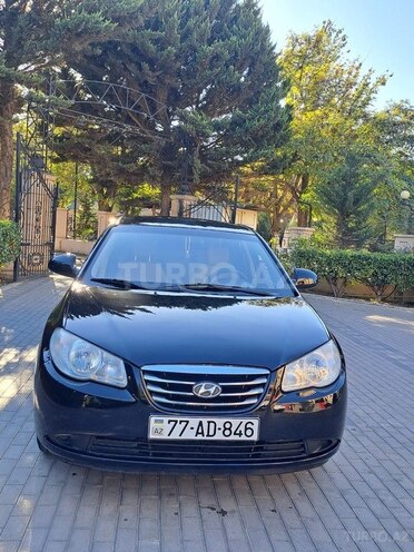 Hyundai Elantra-3