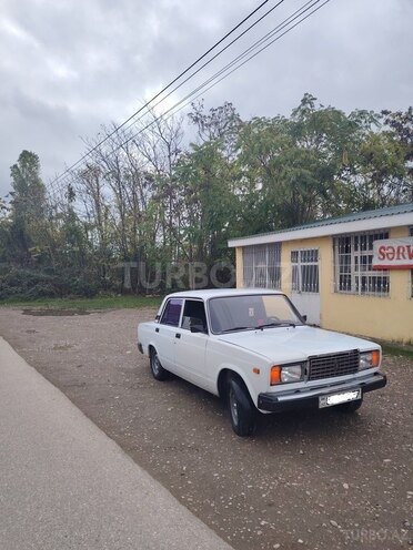 LADA (VAZ) 2107 2009, 242,000 km - 1.6 л - Qusar