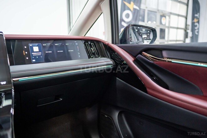 GAC Trumpchi E9-21