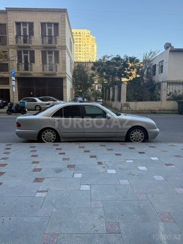 Mercedes E 320 2001, 340,000 km - 3.2 l - Bakı