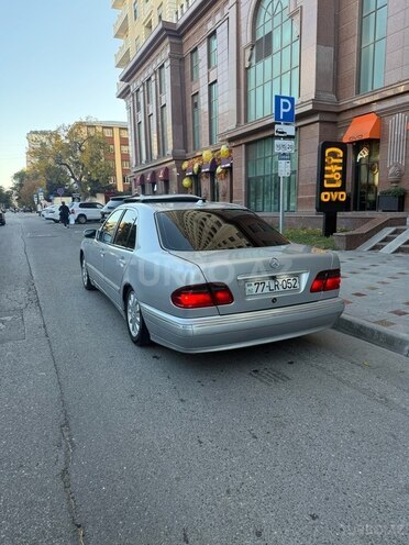 Mercedes E 320 2001, 340,000 km - 3.2 l - Bakı