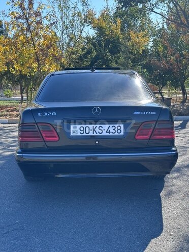 Mercedes E 320 2000, 342,274 km - 3.2 l - Kürdəmir