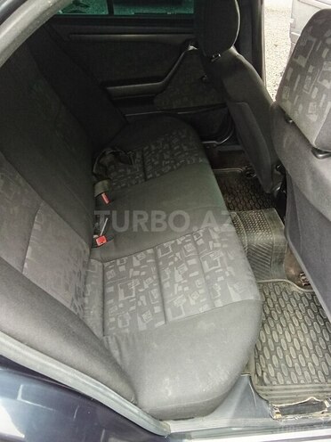 Mercedes C 180 1996, 311,000 km - 1.8 л - Masallı