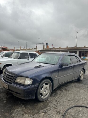 Mercedes C 230 1997, 390,000 km - 2.3 l - Sumqayıt