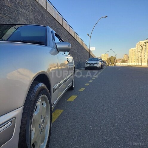 Mercedes E 230 1996, 395,000 km - 2.3 l - Bakı