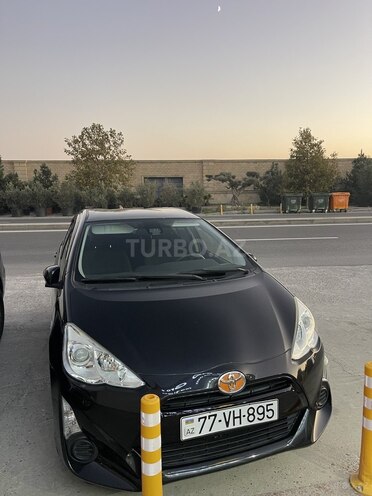 Toyota Aqua 2015, 67,000 km - 1.5 l - Bakı