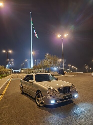 Mercedes E 320 2000, 330,000 km - 3.2 l - Bakı