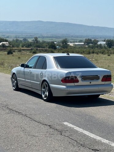 Mercedes E 320 2000, 330,000 km - 3.2 l - Bakı