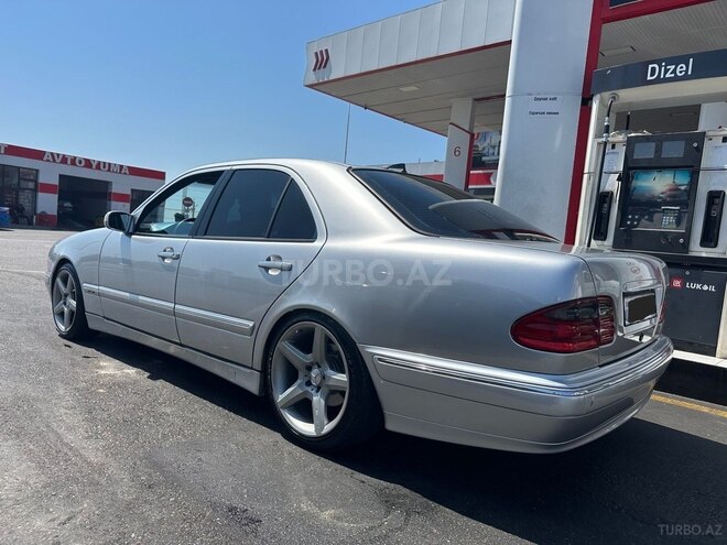 Mercedes E 320 2000, 330,000 km - 3.2 l - Bakı