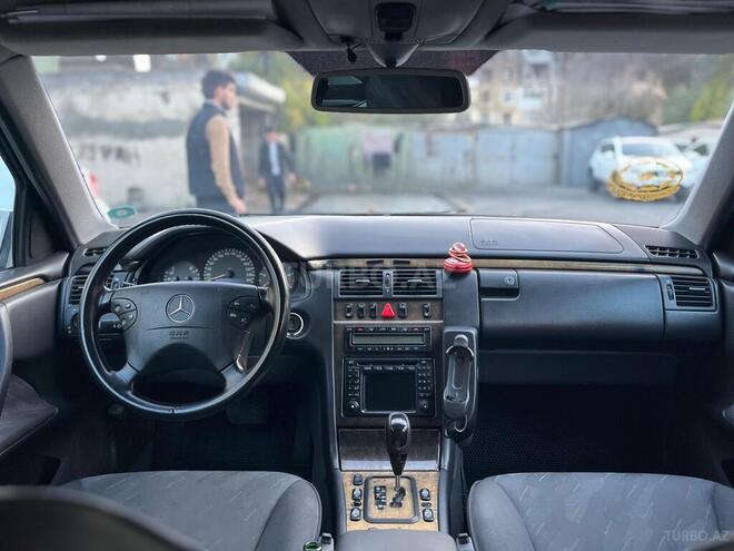 Mercedes E 320 2000, 330,000 km - 3.2 l - Bakı