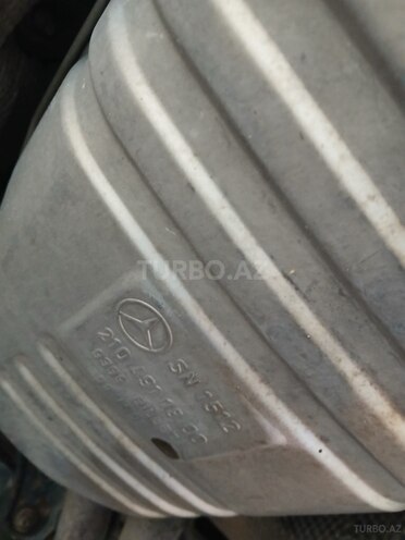Mercedes E 320 2000, 330,000 km - 3.2 l - Bakı