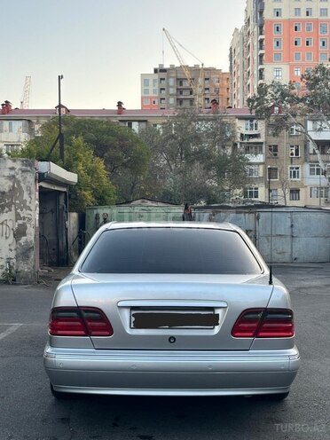 Mercedes E 320 2000, 330,000 km - 3.2 l - Bakı