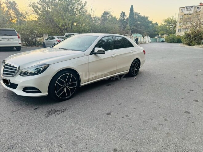Mercedes E 220 2015, 239,865 km - 2.1 l - Bakı