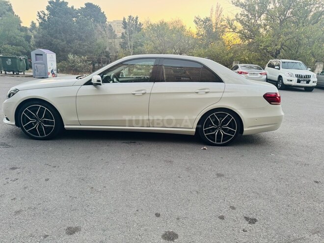 Mercedes E 220 2015, 239,865 km - 2.1 l - Bakı