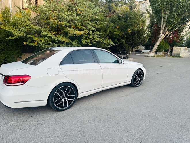 Mercedes E 220 2015, 239,865 km - 2.1 l - Bakı